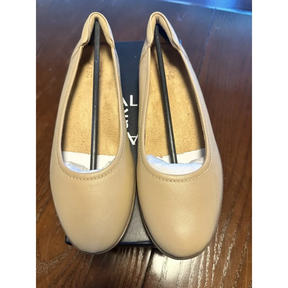 Women's Naturalizer, Flexy Flat E8047L1250 Nude LEATHER 9.5 M‎